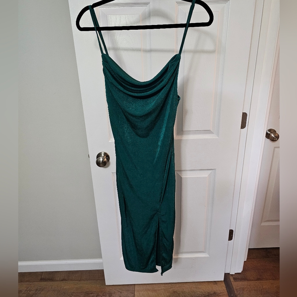 CHYRII DRESS - GREEN - SMALL